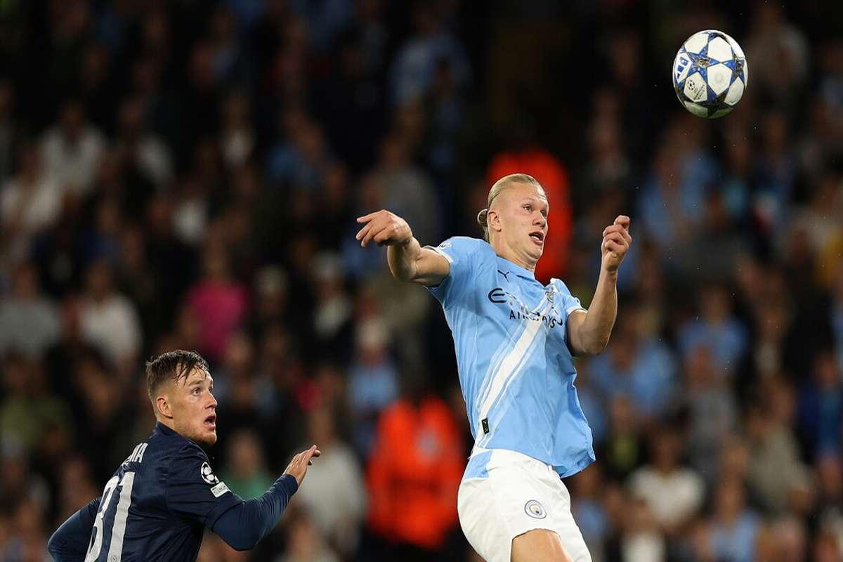 Manchester City supera il Napoli 2-0: una serata di Champions da ricordare