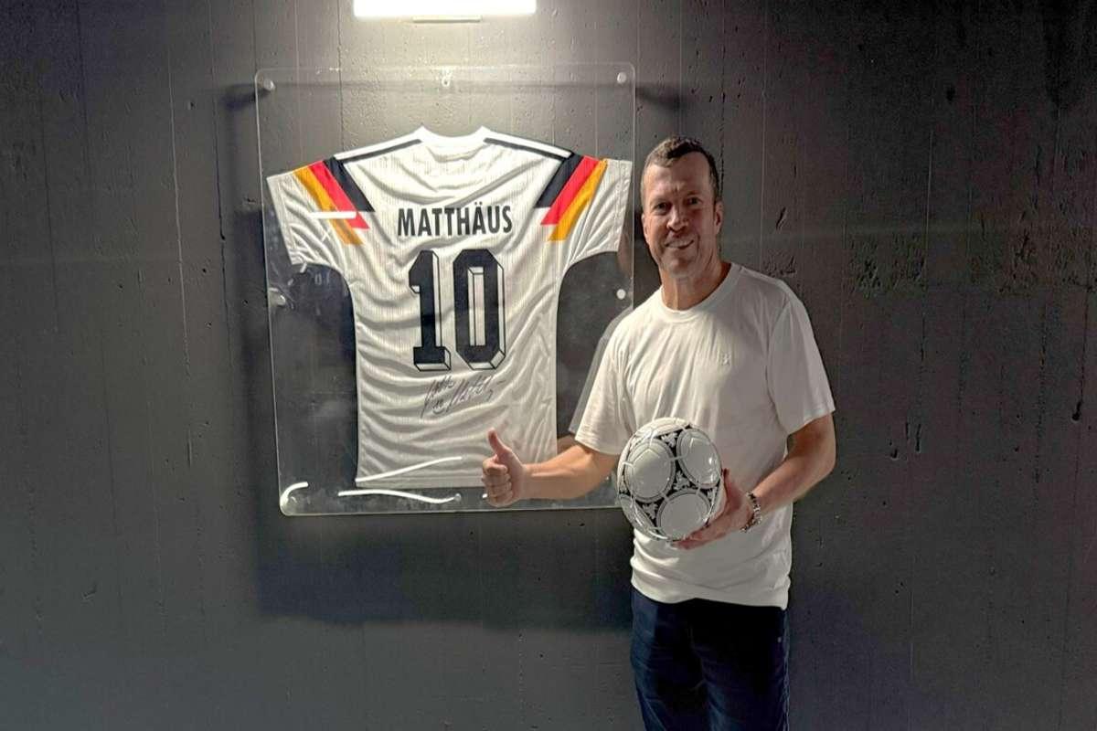 Matthaus regala la maglia dell'Olimpico: il ricordo di quando sollevò la Coppa del Mondo