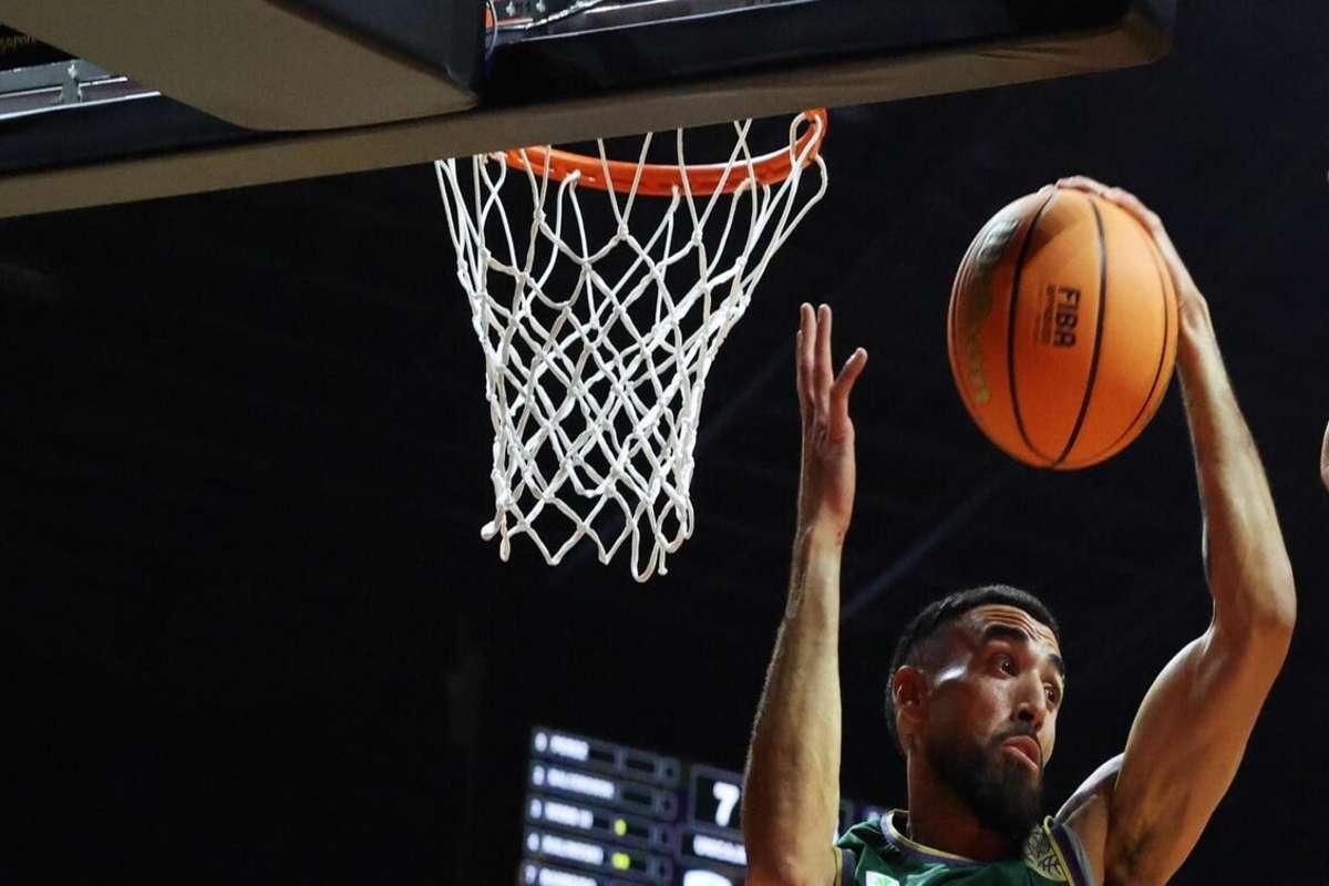 Milano conquista la finale di Supercoppa: Bologna fuori gioco, ora sfida Brescia