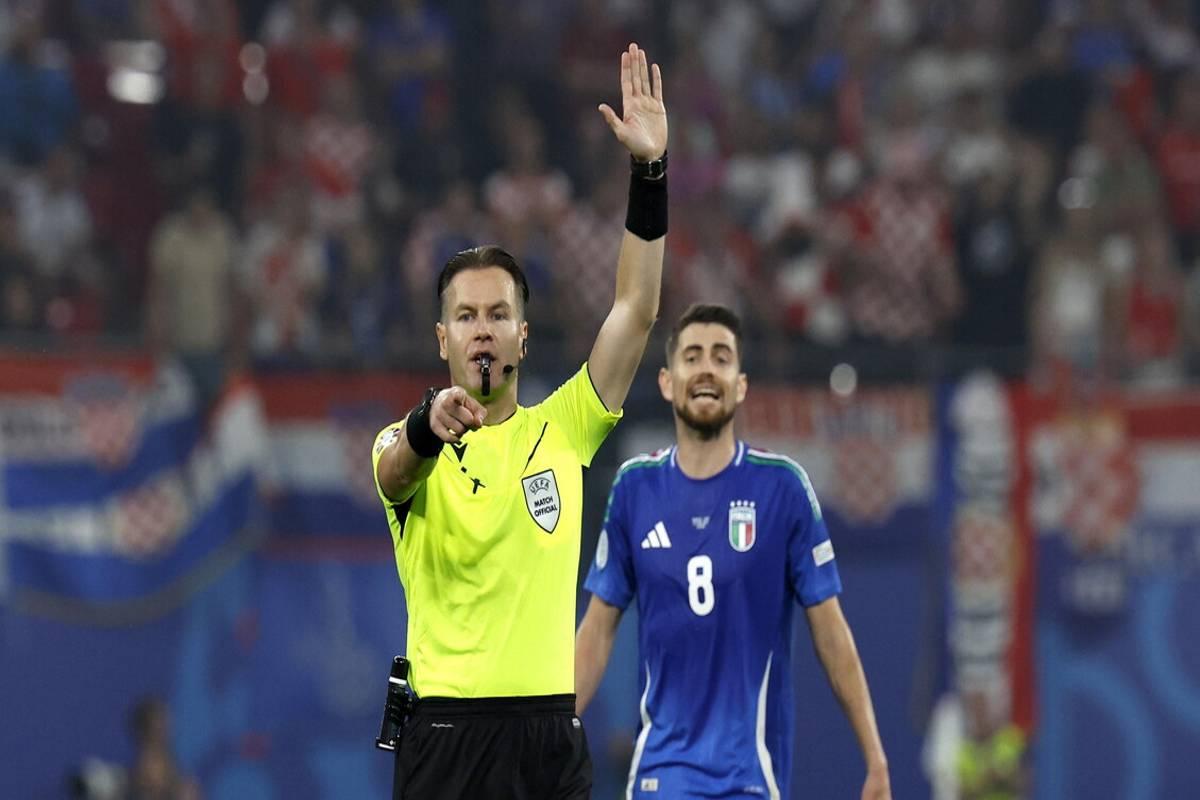 Napoli-Sporting: la sfida arbitrata dall'olandese Makkelie promette emozioni