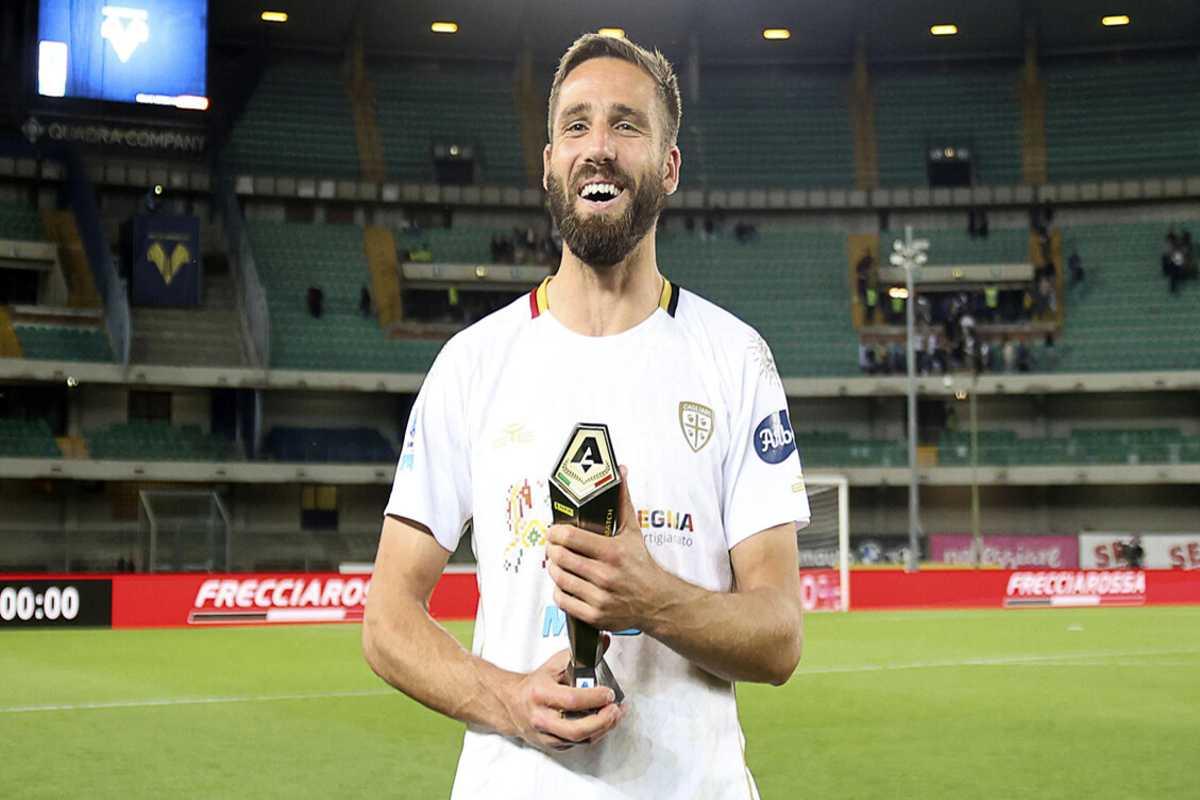Pavoletti sorprende: convocato per la sfida decisiva contro il Lecce