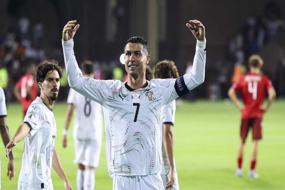 Serbia avanza grazie a Vlahovic, CR7 trascina il Portogallo con una doppietta