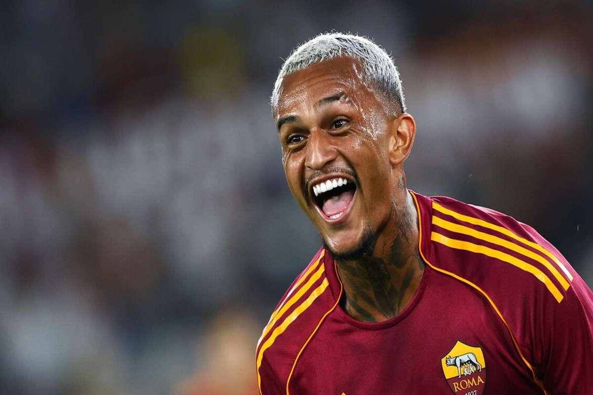 Wesley rassicura Roma: solo affaticamento alla coscia, niente lesioni