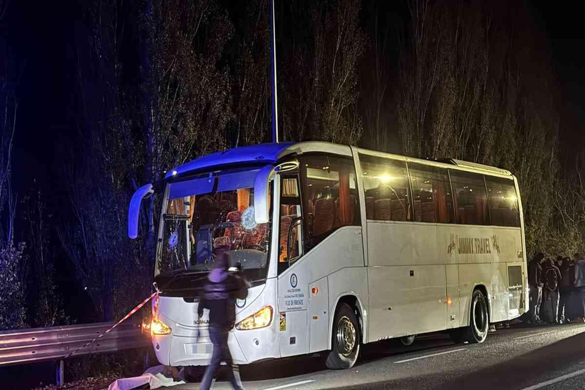 Basket in lutto: il Consiglio federale si riunisce per affrontare la tragedia del bus di Pistoia