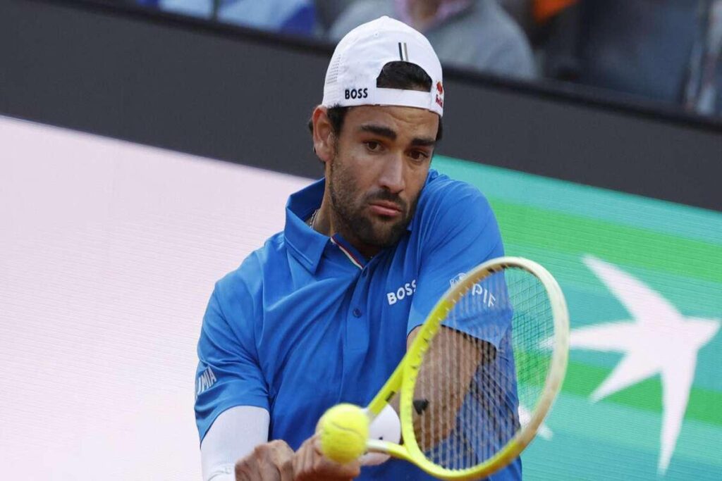 Berrettini celebra la sua vittoria ad Atp Vienna: un traguardo da gustare