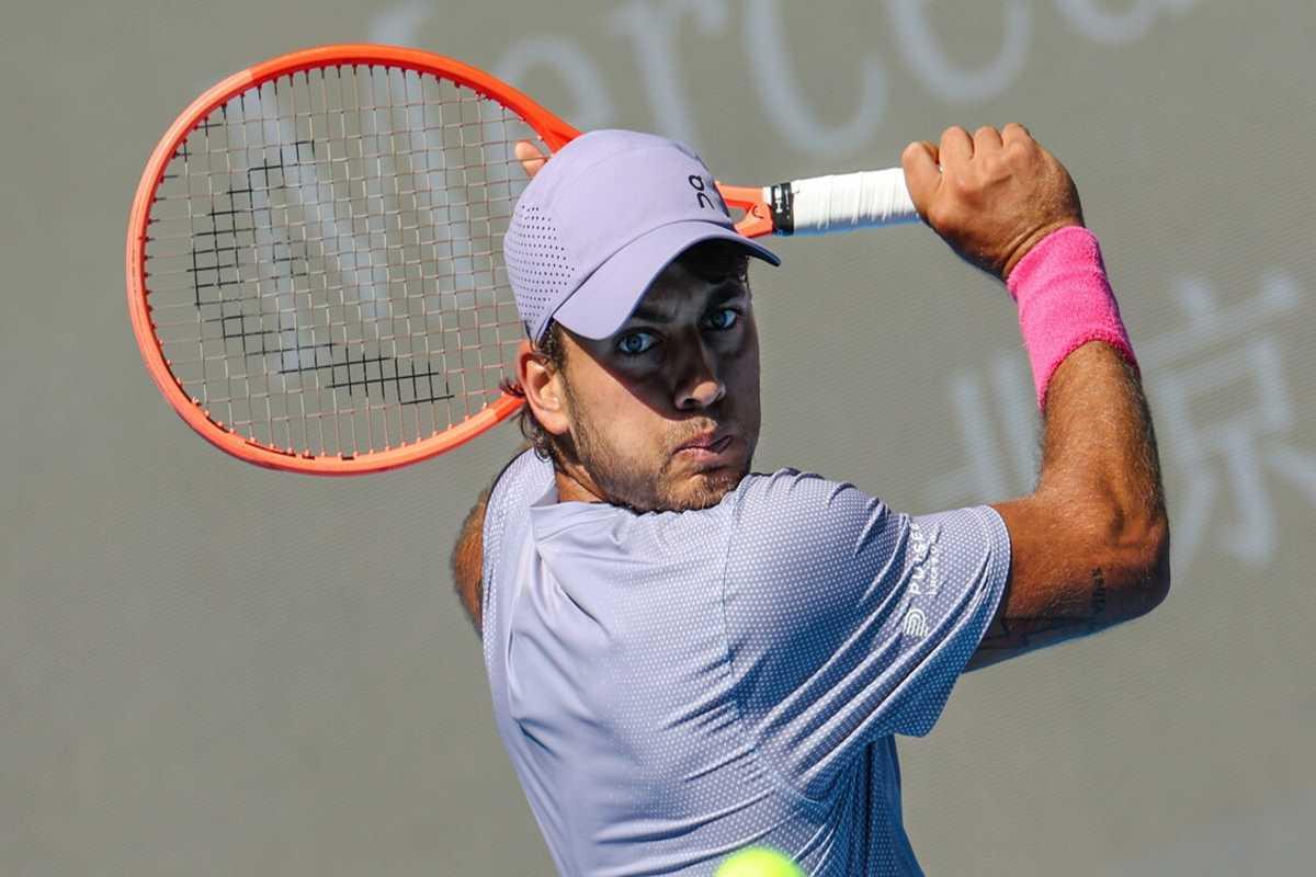 Cobolli fuori dai giochi: il tennis a Shanghai sorprende ancora