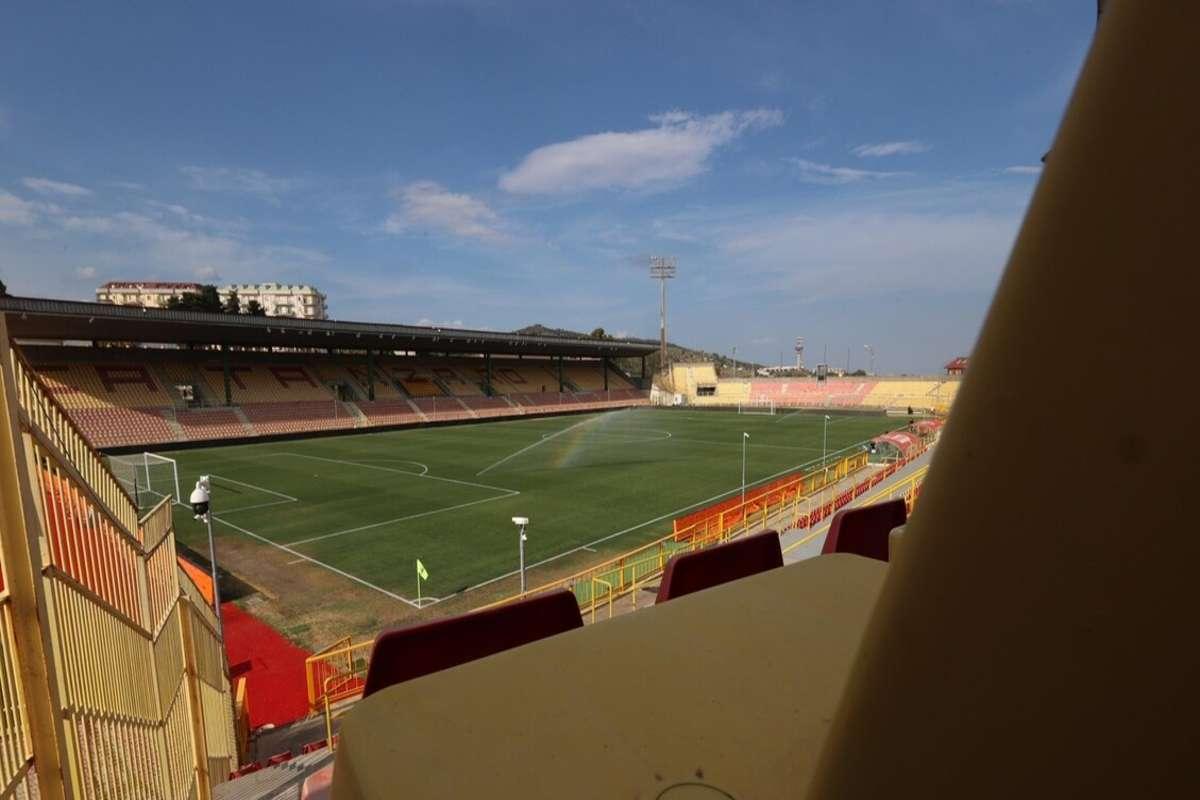 Divieto di biglietti per i tifosi del Palermo: il Catanzaro si prepara alla sfida