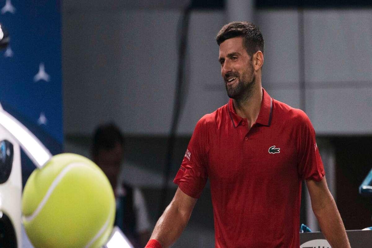 Djokovic trionfa all'esordio a Shanghai, sconfiggendo Cilic