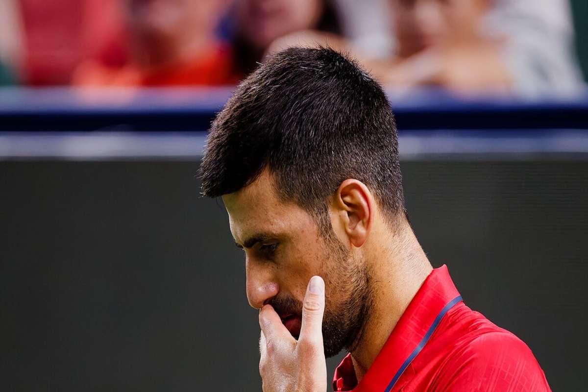 Djokovic trionfa su Bergs e conquista la semifinale a Shanghai
