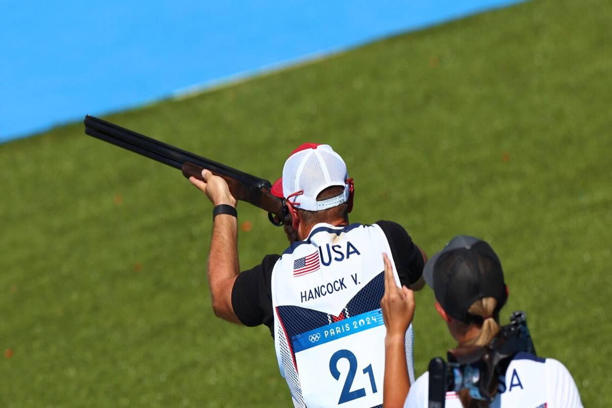 Italia conquista l'argento ai Mondiali di skeet: trionfo a squadre per gli uomini