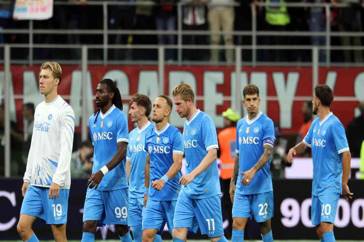 Napoli e Genoa si sfidano in un attesissimo incontro di Serie A domenica alle 18