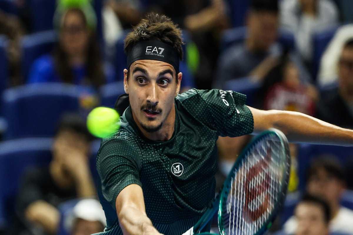 Sonego avanza ai quarti di finale a Stoccolma dopo l'eliminazione di Kovacevic