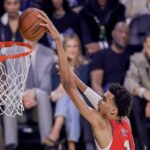 Wembanyama incanta: 40 punti al debutto nella nuova stagione NBA
