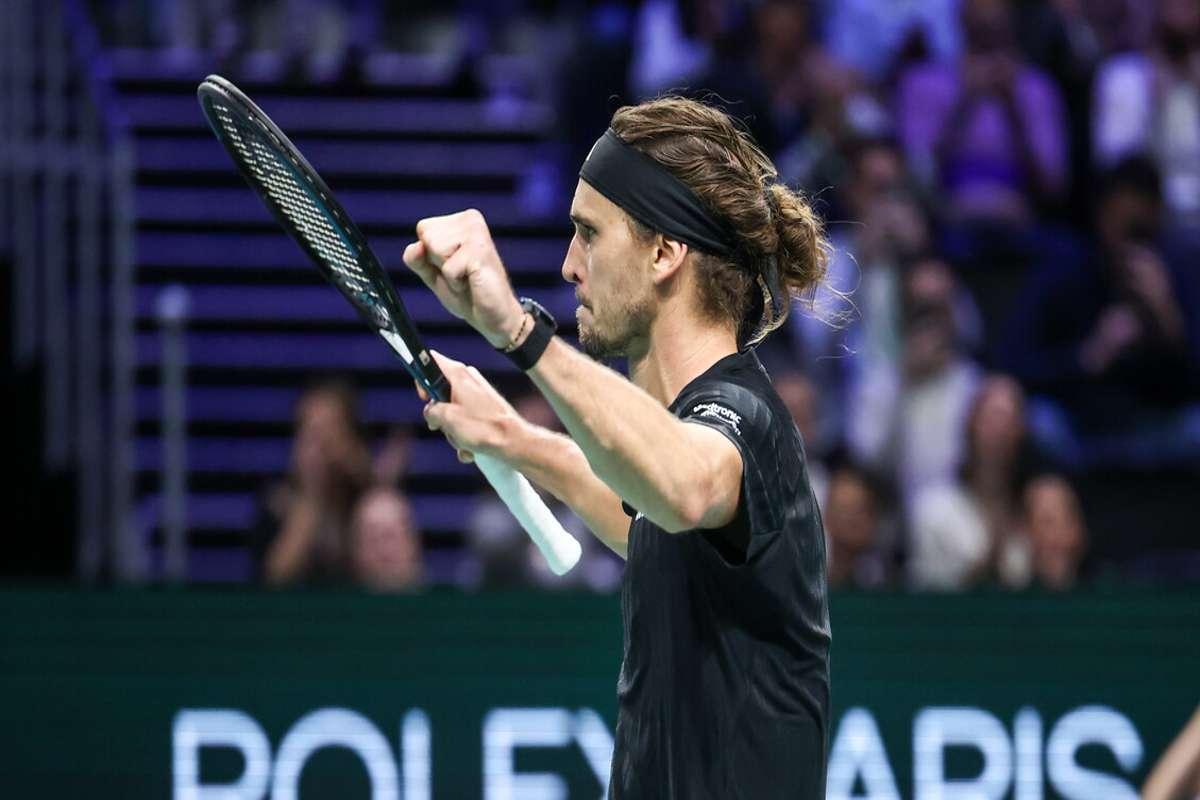 Zverev compie una straordinaria rimonta su Carabelli e conquista gli ottavi a Parigi