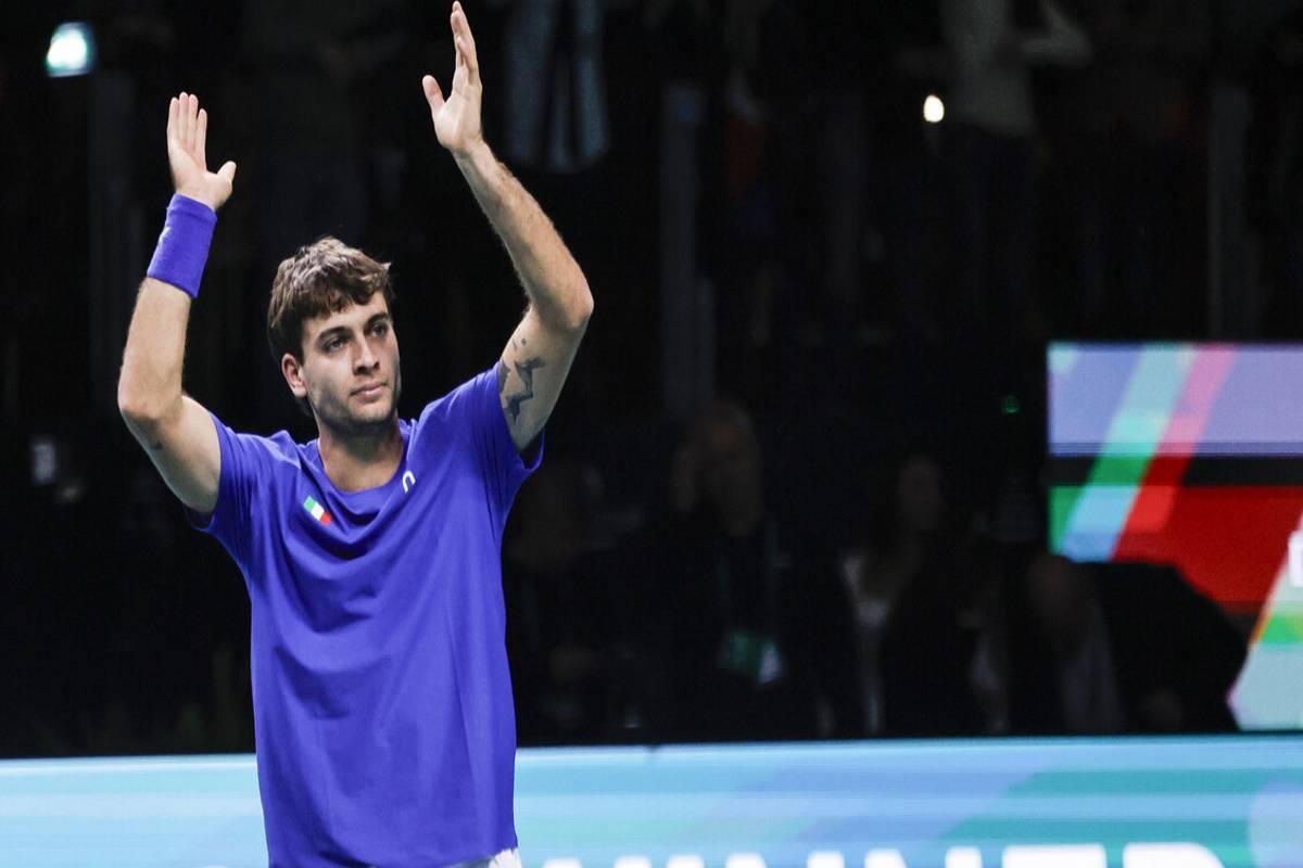Cobolli trionfa alla Davis: il suo ritorno a Roma è da superstar