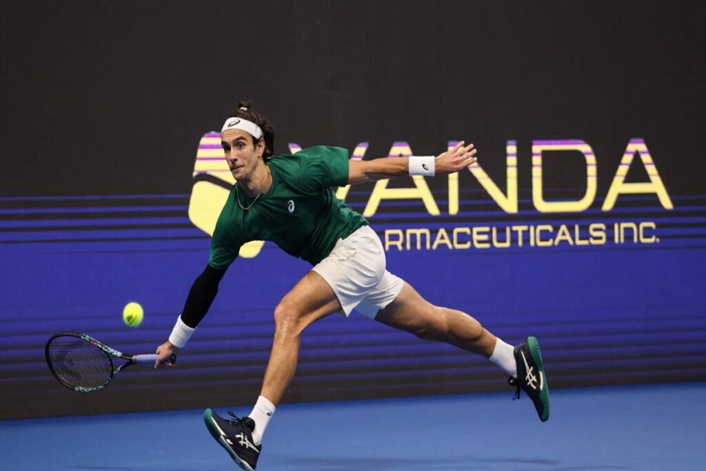 Djokovic trionfa ad Atene, Musetti dice addio alle Finals