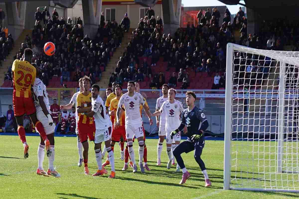 Lecce sorprende il Torino: vittoria schiacciante 2-0 in diretta!