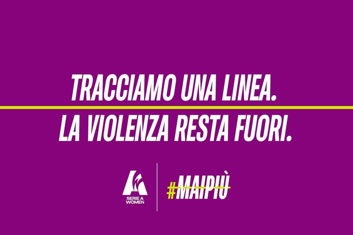 Rosso in campo: la Serie A Women si unisce contro la violenza di genere
