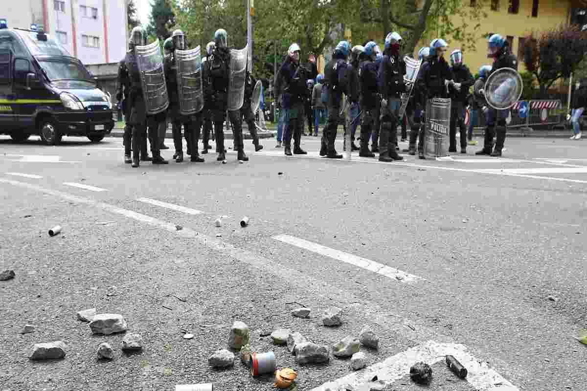 Scontro tra tifoserie: Triestina e Brescia in un acceso conflitto