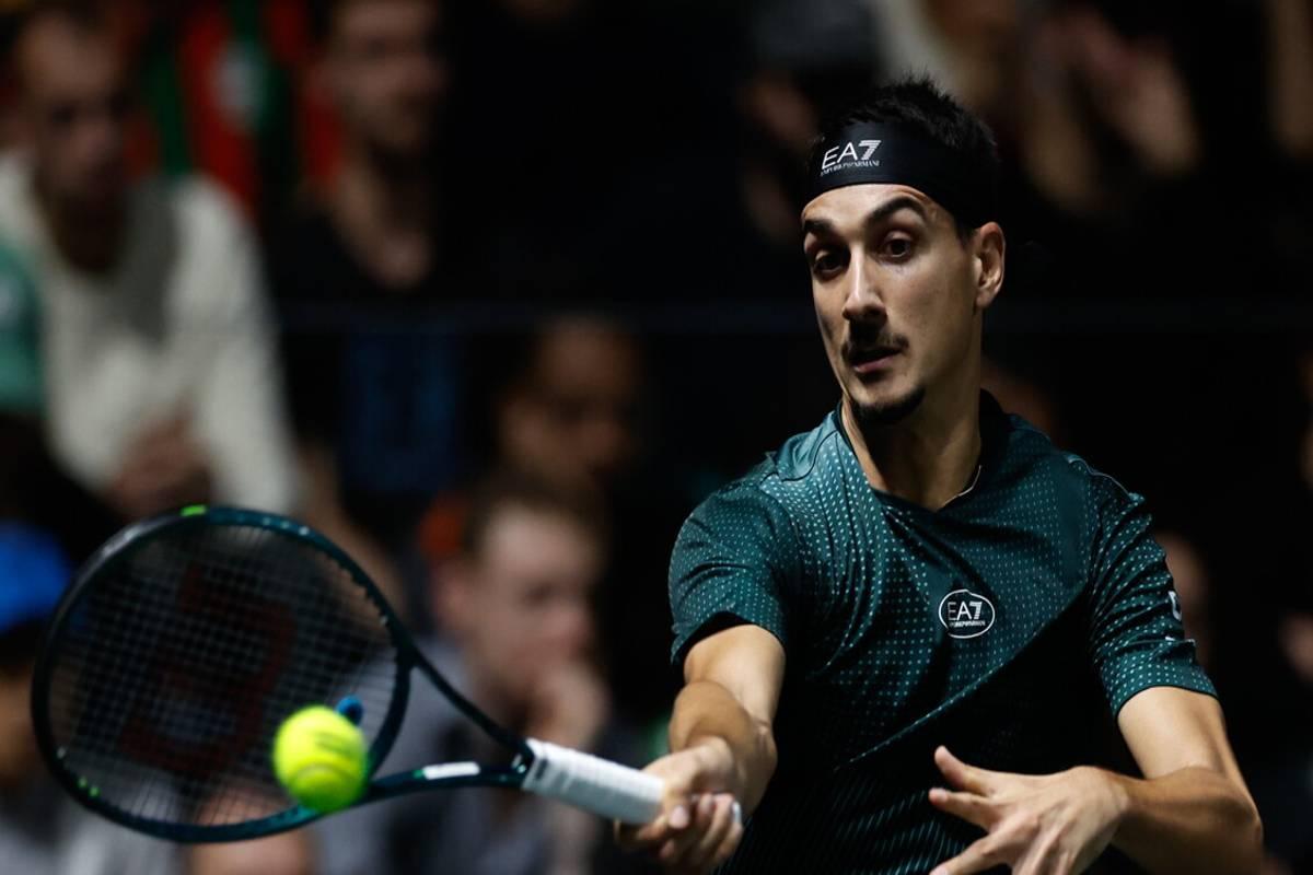 Sonego avanza ai quarti dopo il derby, Cobolli fuori dalla corsa ad Atp Metz