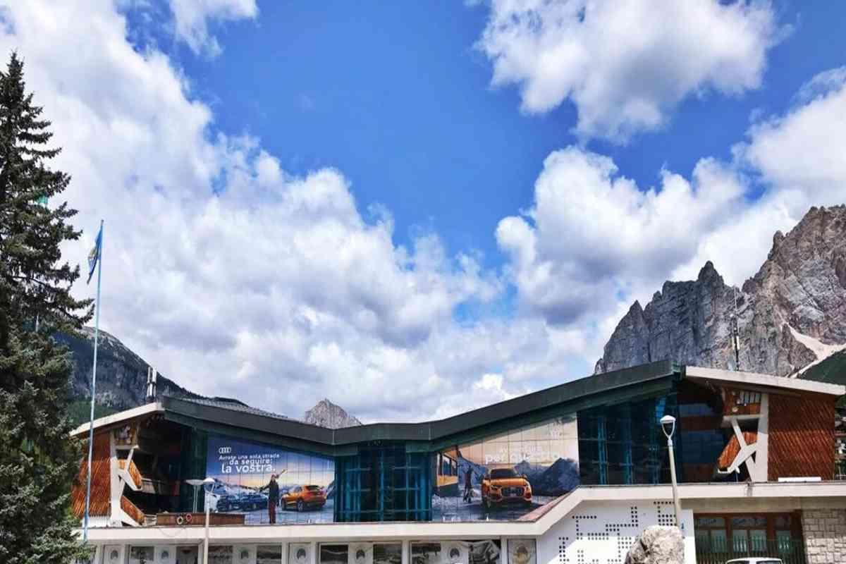 Stadio del Ghiaccio di Cortina: opere esterne completate, un passo verso il futuro sportivo