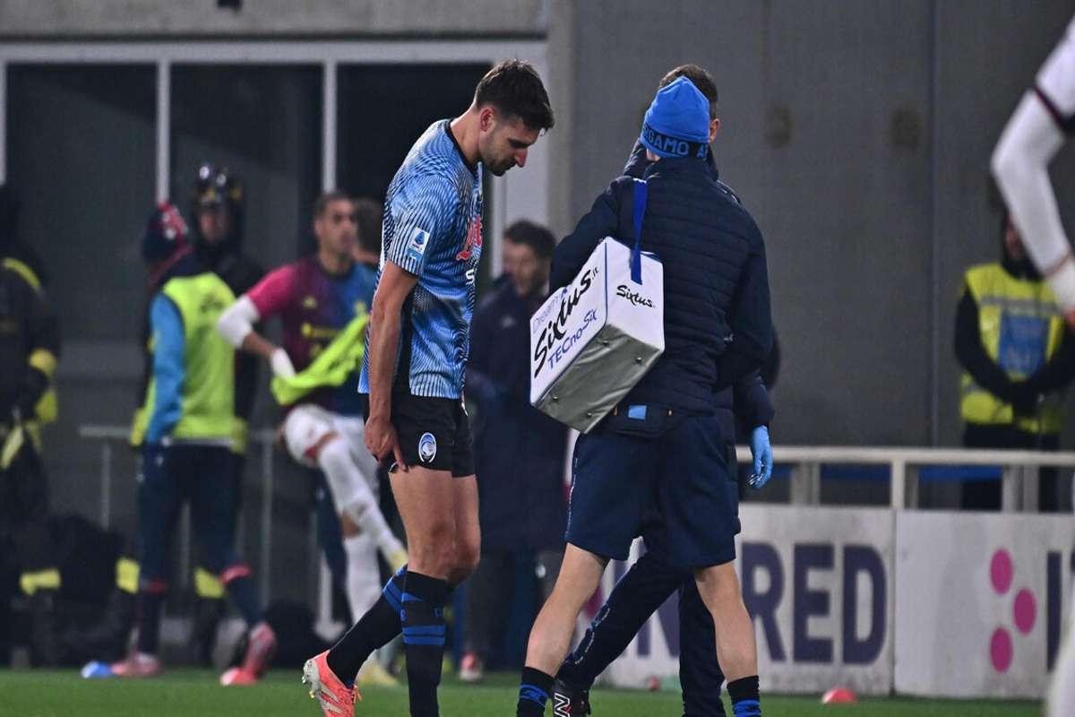 Atalanta in difficoltà: Djimsiti ko per tre settimane a causa di un infortunio al bicipite femorale