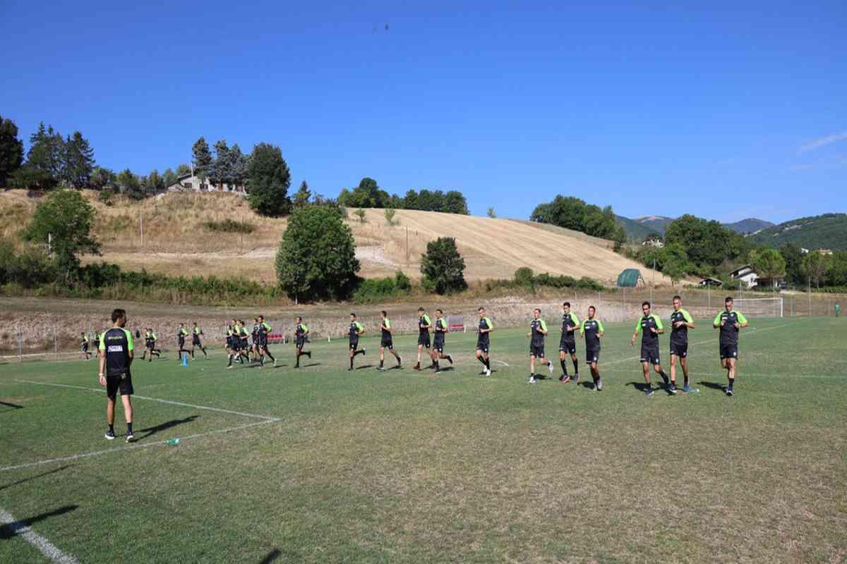 Calcio in crisi: Slc Cgil denuncia un'escalation di violenze contro gli arbitri