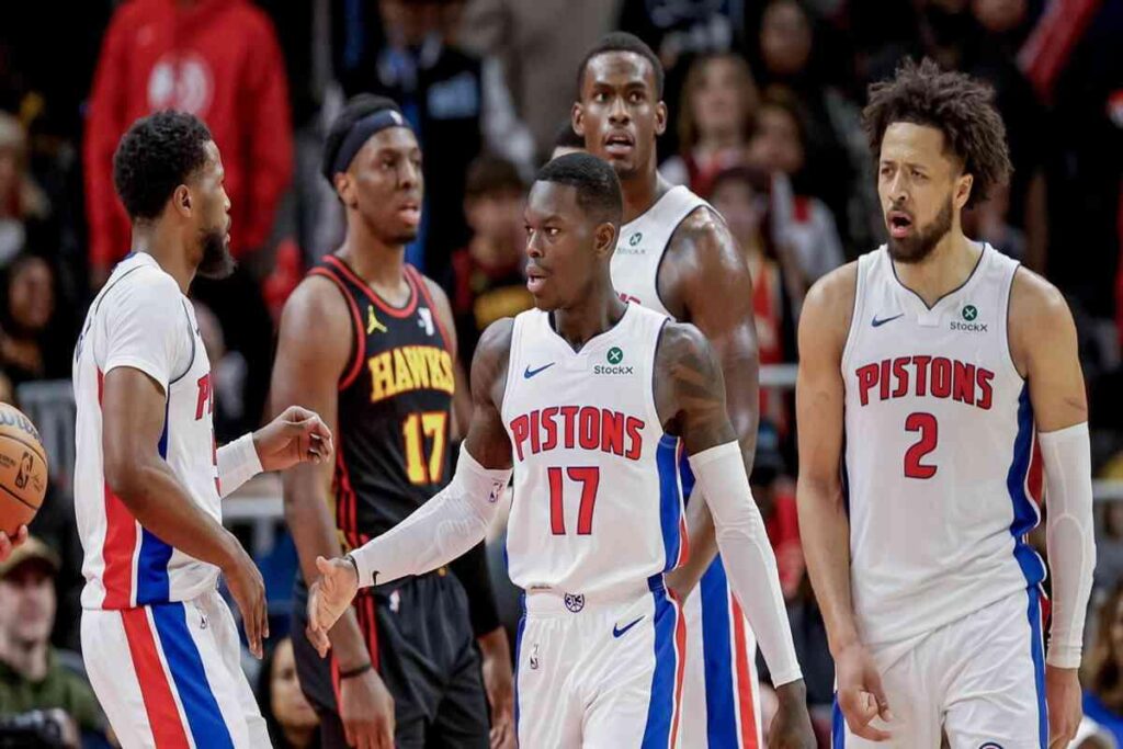 Detroit continua a dominare a Est: gli Hawks messi ko in una notte di spettacolo