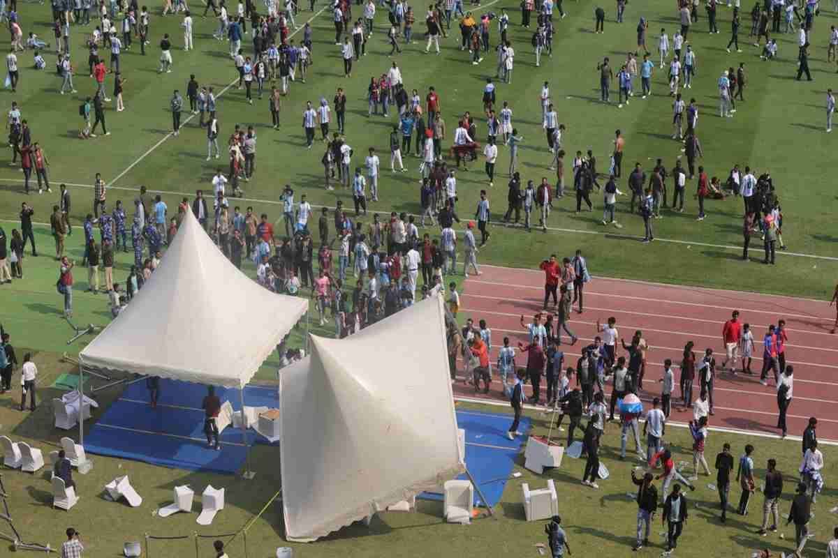 Il misterioso caso di Messi: tifosi sfogano la frustrazione vandalizzando uno stadio in India