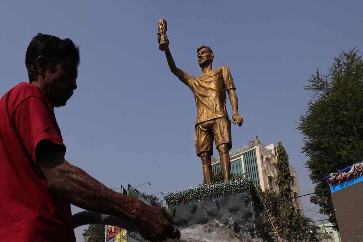 Incontro da sogno: Messi a Delhi per 93 mila euro!