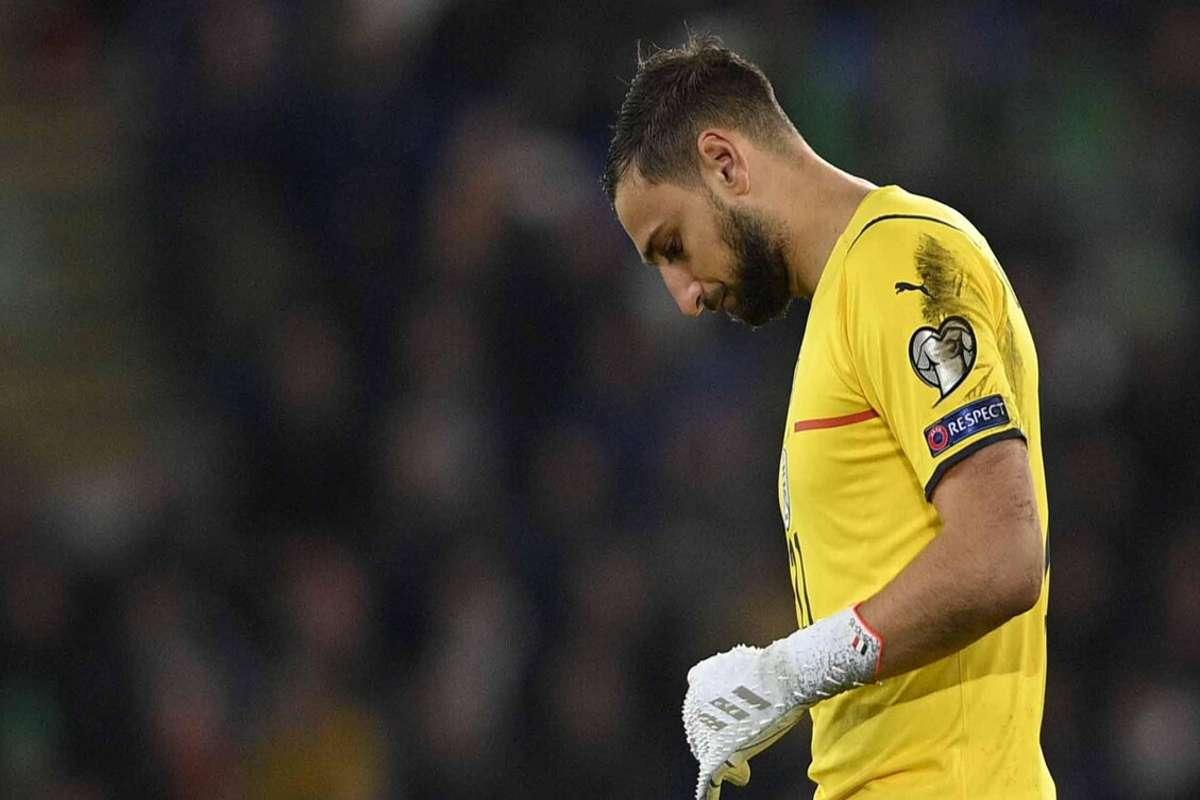 La FIGC celebra la passione dei tifosi azzurri con un emozionante video di auguri di Natale