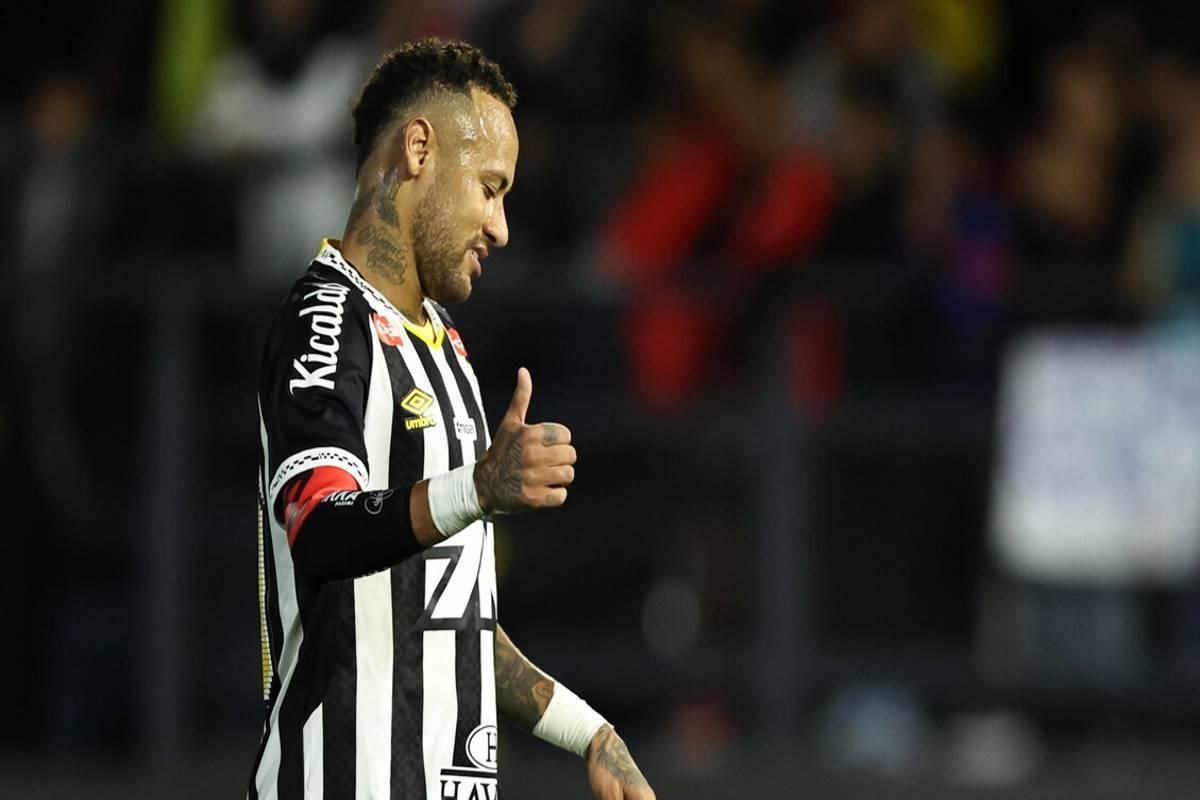 Neymar: il rinnovo col Santos per sognare i Mondiali con il Brasile