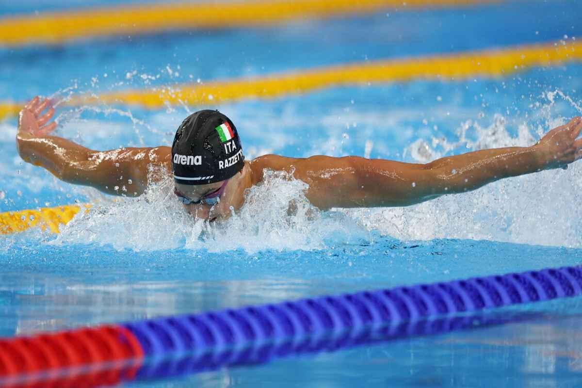 Razzetti conquista l'argento nei 200 misti agli Europei di nuoto 25m