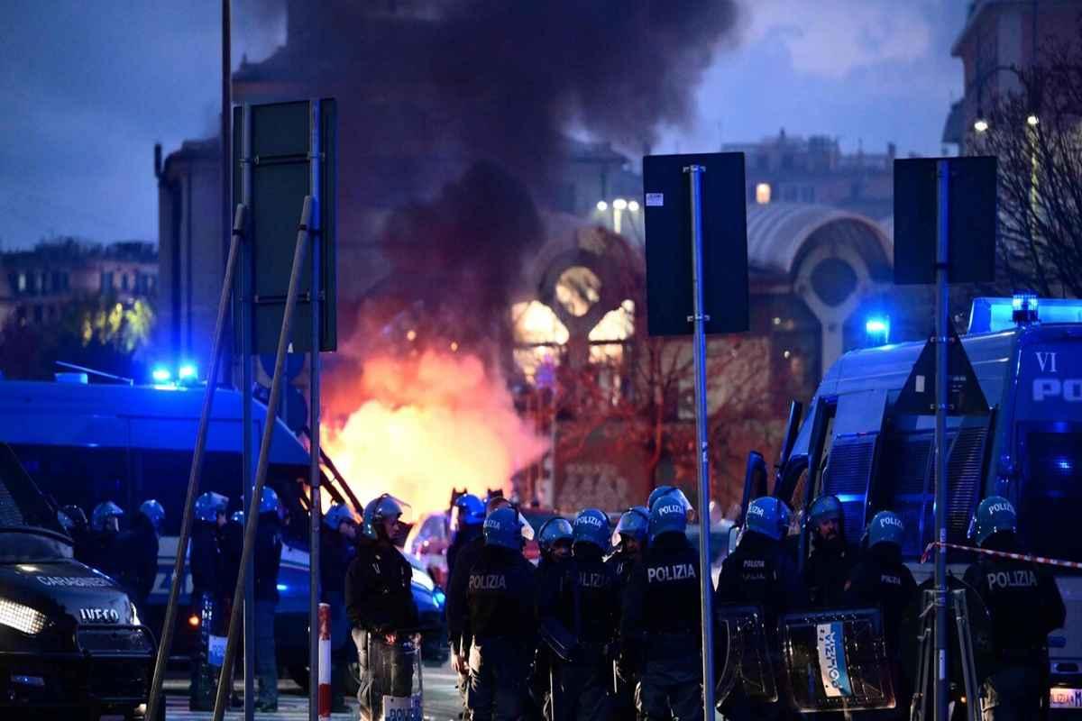 Tifoserie in collisione: caos tra Genoa e Inter prima della partita