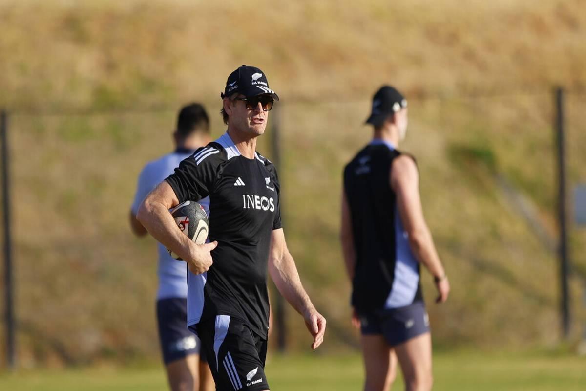 All Blacks: la sorprendente separazione dall'allenatore Scott Robertson