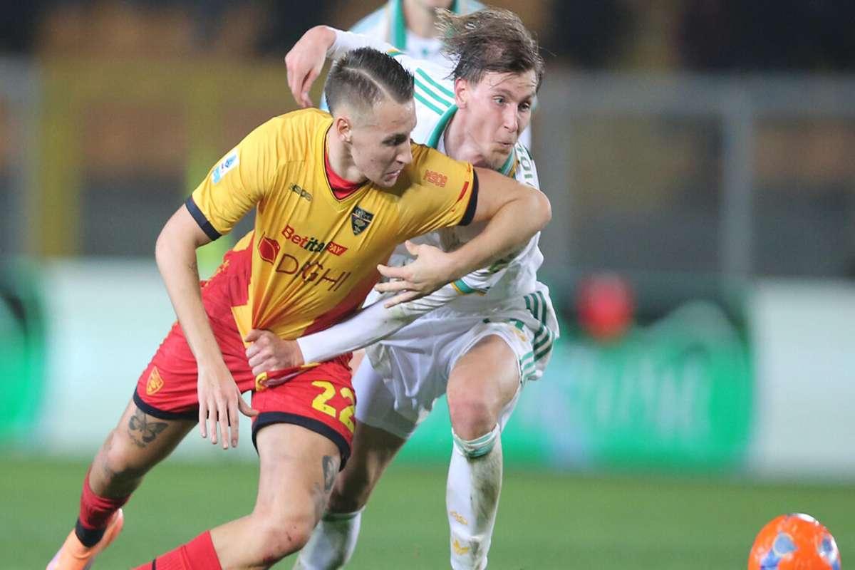 Camarda sotto i ferri: intervento alla spalla destra per il talento del Lecce