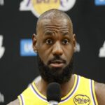 Cavs trionfano sui Lakers in un emozionante omaggio a LeBron