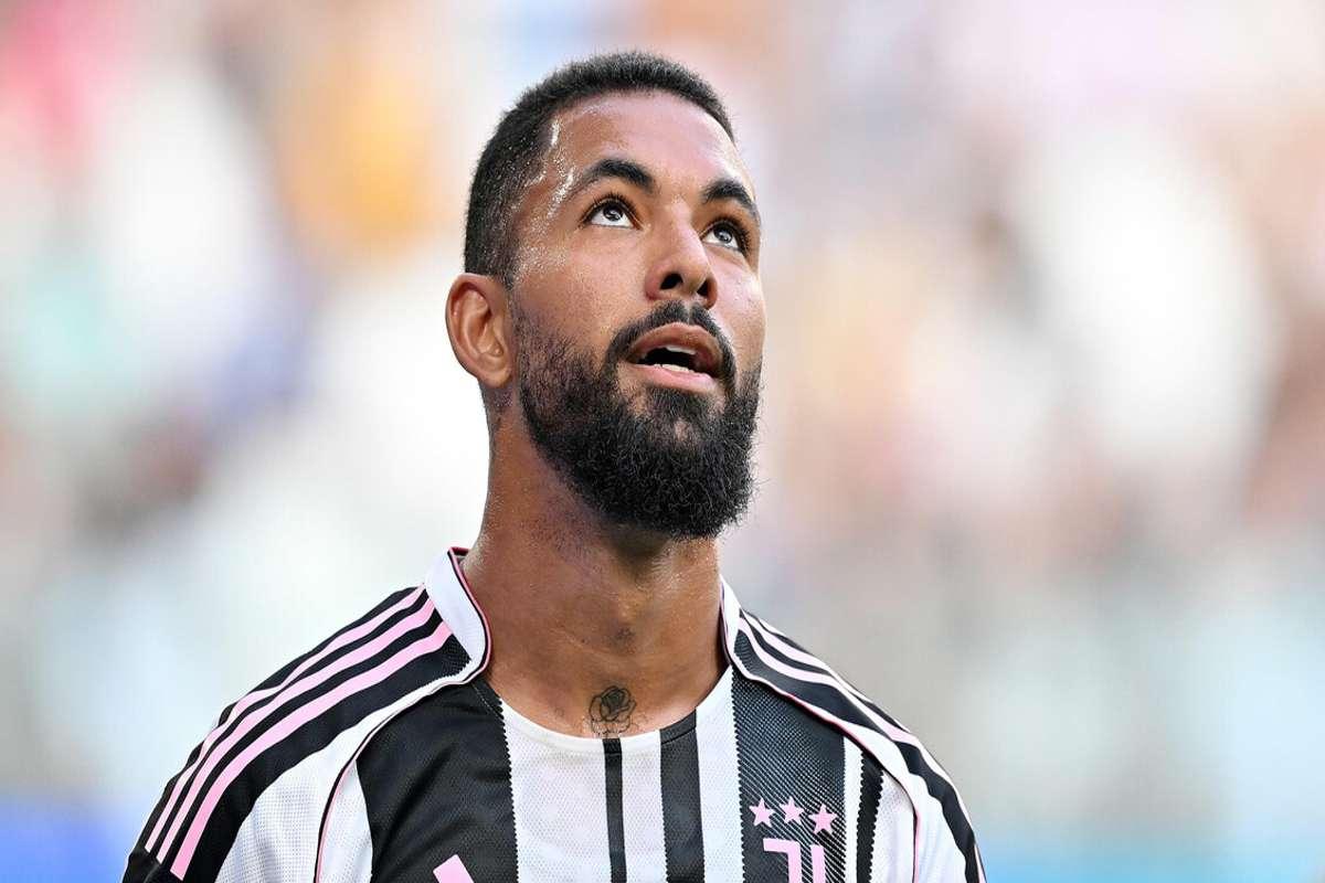 Douglas Luiz torna all'Aston Villa: il nuovo prestito della Juventus sorprende tutti