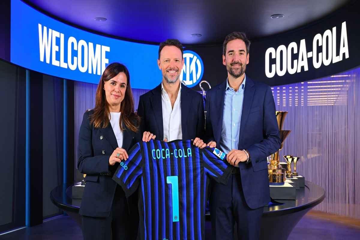 Inter svela un accordo triennale con Coca-Cola: un nuovo sponsor per il futuro del club
