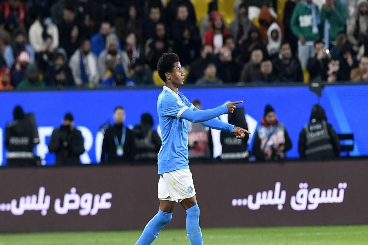 Neres ko: Napoli in ansia per il trauma alla caviglia