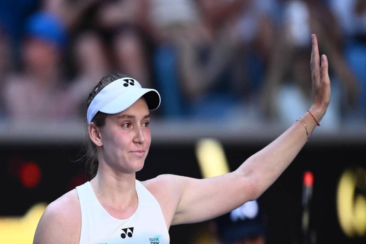 Rybakina supera Mertens e conquista i quarti di finale agli Australian Open