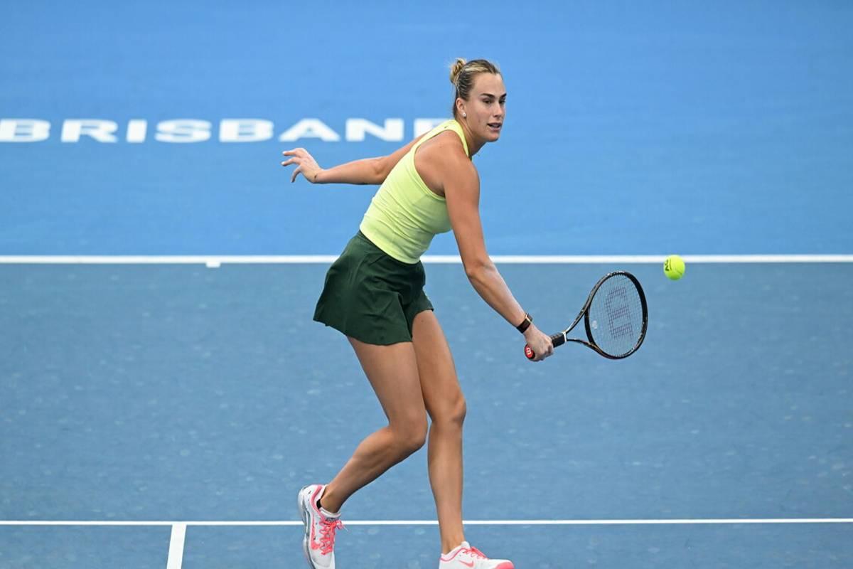 Sabalenka trionfa e denuncia il calendario: è folle