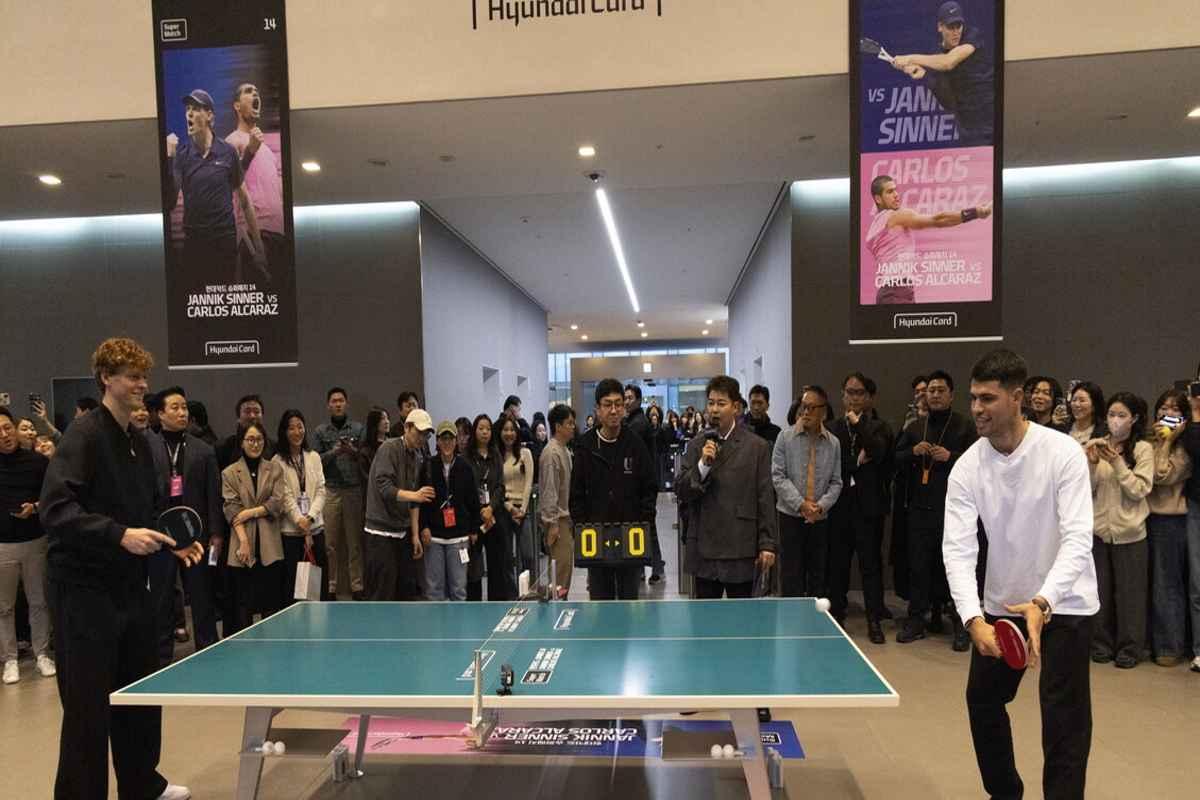 Sinner e Alcaraz: un doppio da sogno? Nel frattempo, si sfidano a ping pong!