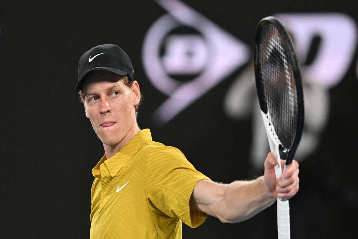 Sinner e Darderi si sfidano nel derby all'Australian Open: attesa per le 8 di domani