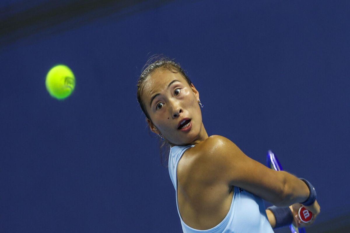 Zheng rinuncia all'Australian Open: una sorpresa dal tennis cinese