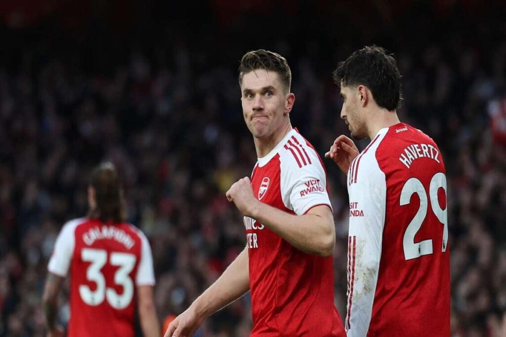 Brentford ferma l'Arsenal: il Manchester City si avvicina a -4 punti