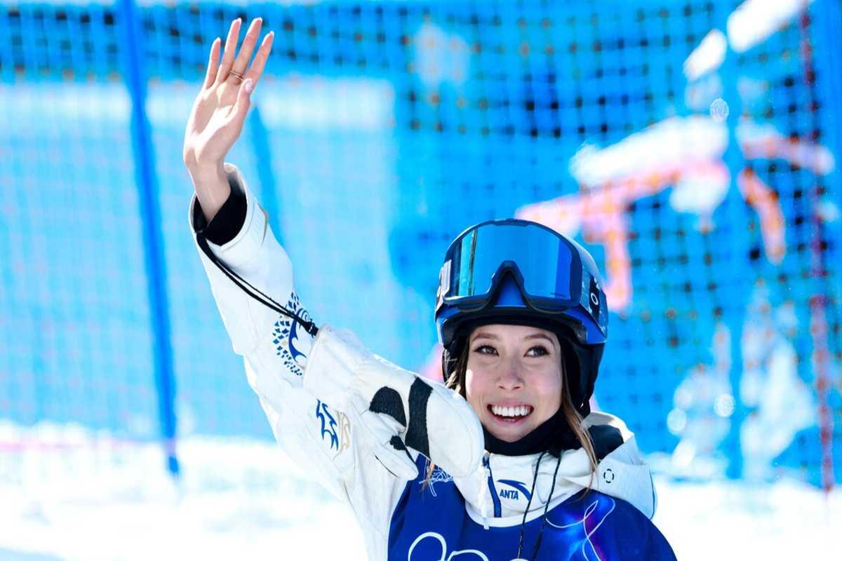 Eileen Gu conquista l'oro nel freestyle halfpipe a Milano Cortina