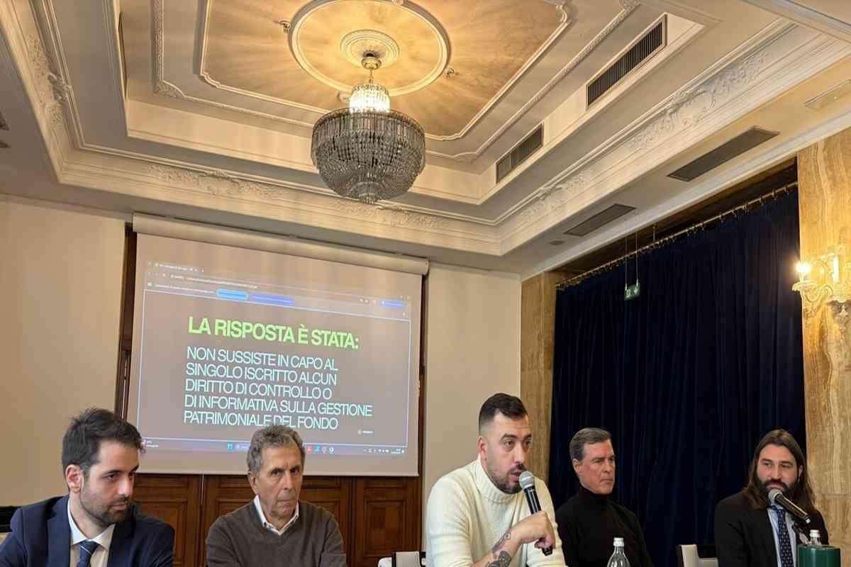 Ex calciatori chiedono chiarezza sulla gestione del fondo fine carriera