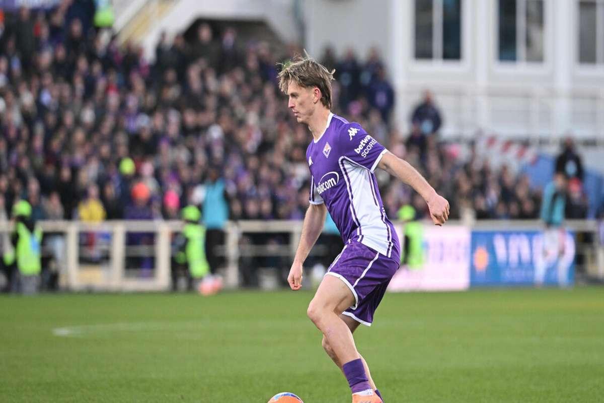 Fiorentina: Gudmundsson è salvo, niente lesioni alla caviglia sinistra