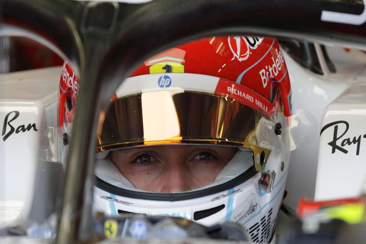 Leclerc domina i test in Bahrain con il tempo più veloce